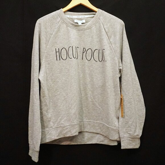 Rae Dunn Heather Gray Sweatshirt “Hocus Pocus” With Fuzzy Socks Women’s XL - Picture 4 of 9